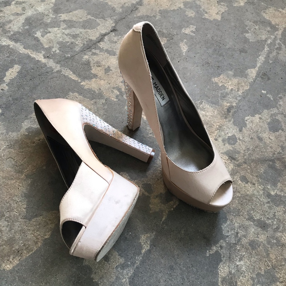 Blush Steve Madden
